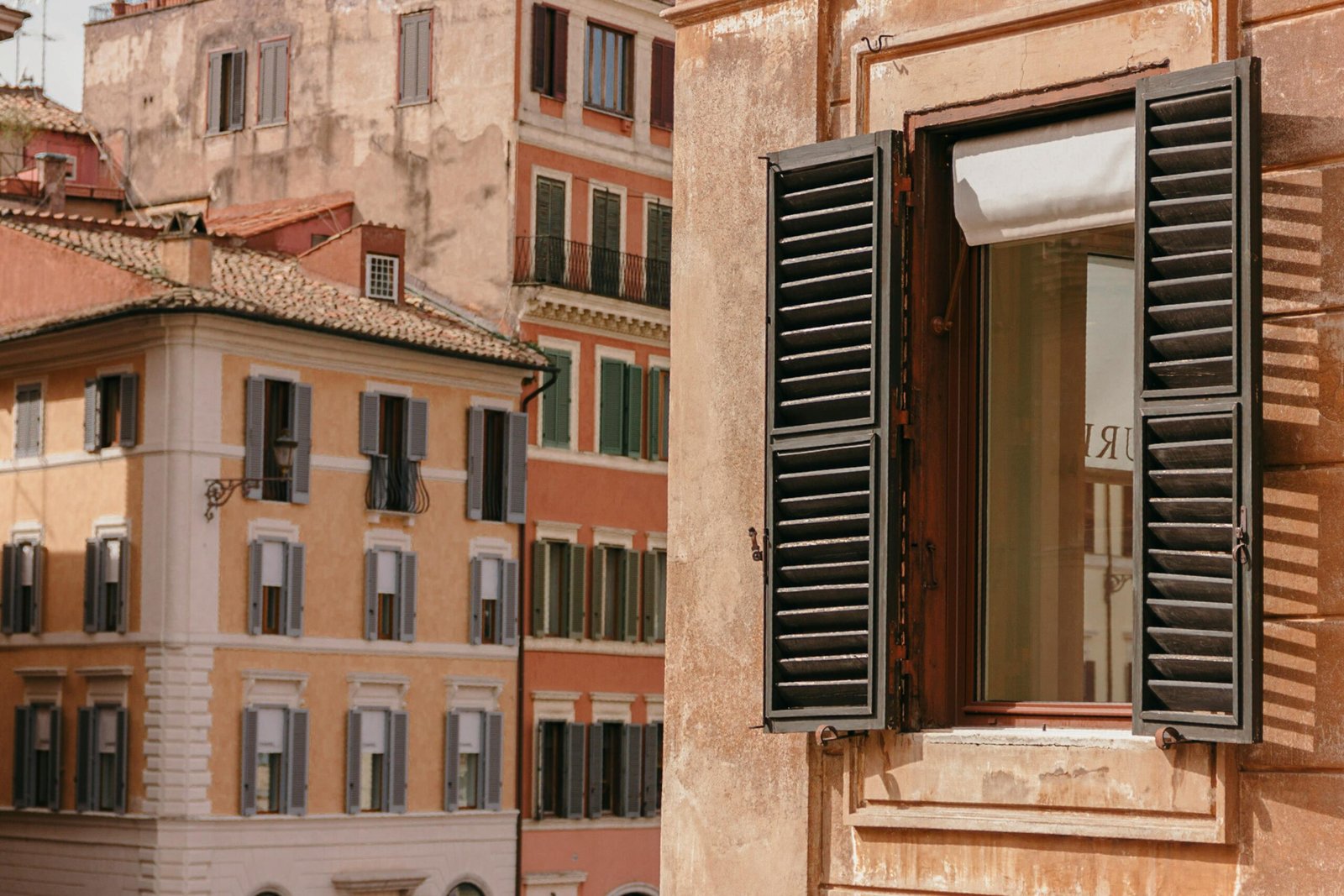 Shuttering and Shuttering